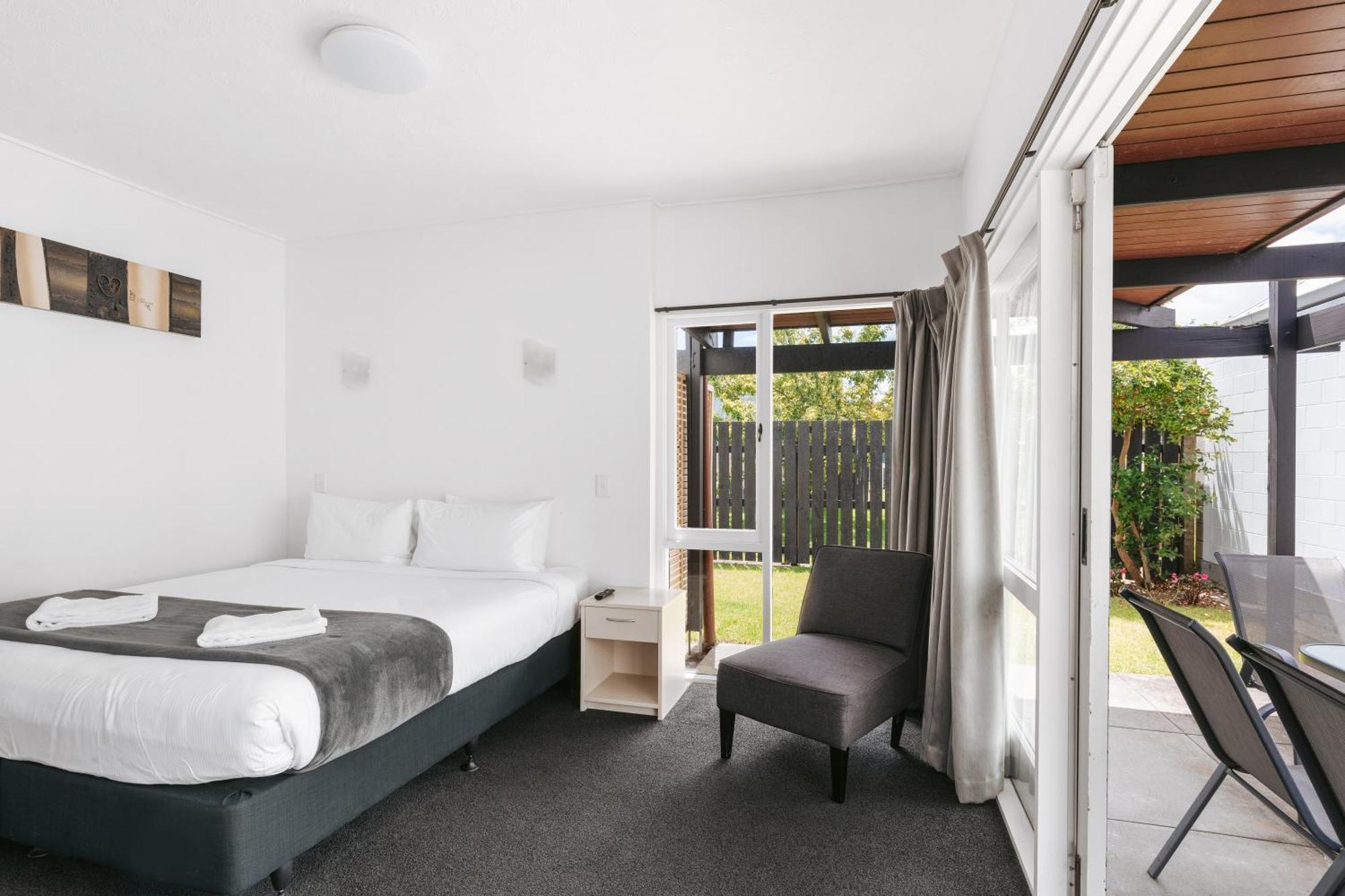 Rolleston - Wenzel Thames