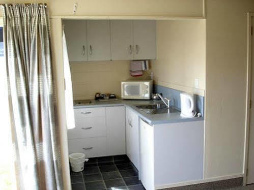 Rolleston - Wenzel 4*